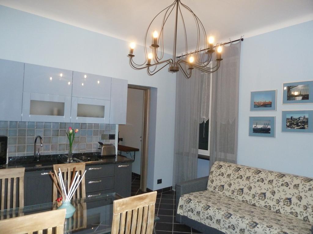 Casa Orefici, 4 Apartments In Front Of Aquarium! Genua Exteriör bild